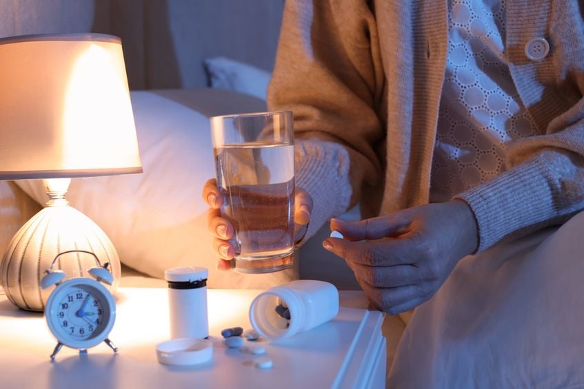 renue-rx-Morning-vs-Night-Optimizing-Your-Medication-Routine-For-Better-Sleep