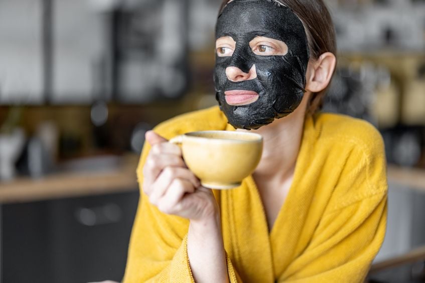 renue-rx-Caffeine-In-Skincare-Does-This-Ingredient-Actually-Make-You-Look-Younger