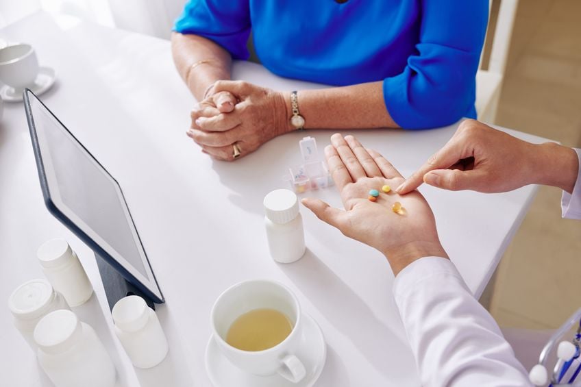 ReNue-Rx-Managing-Joint-Pain-At-The-Pharmacy-Over-The-Counter-Solutions-For-Arthritis