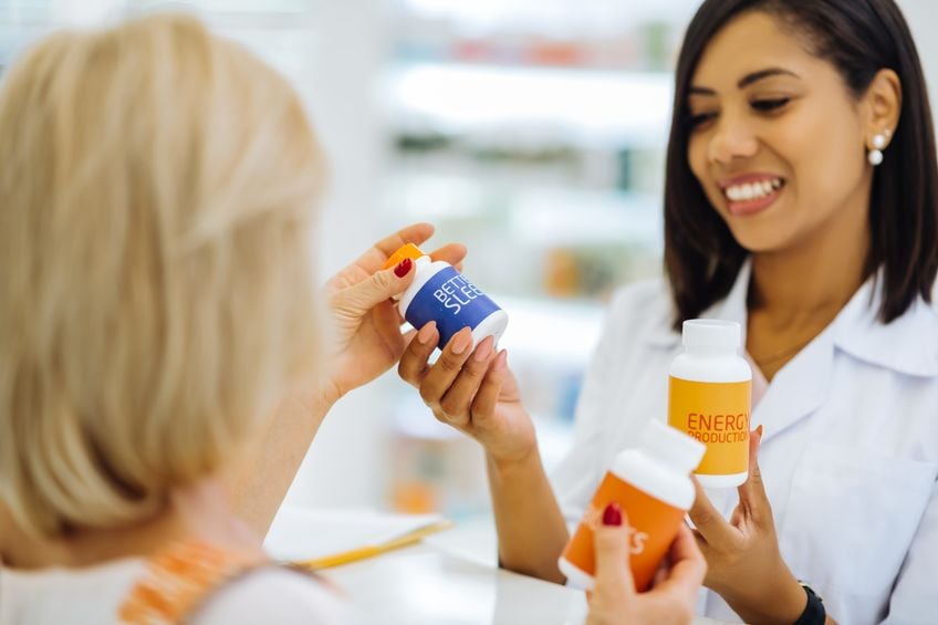 renue-rx-Pharmaceutical-Grade-vs-OTC-What-Your-Supplement-Label-Means